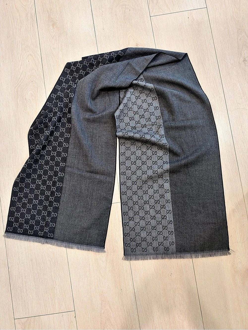Gucci GG Jacquard Wool Scarf Gray & Black